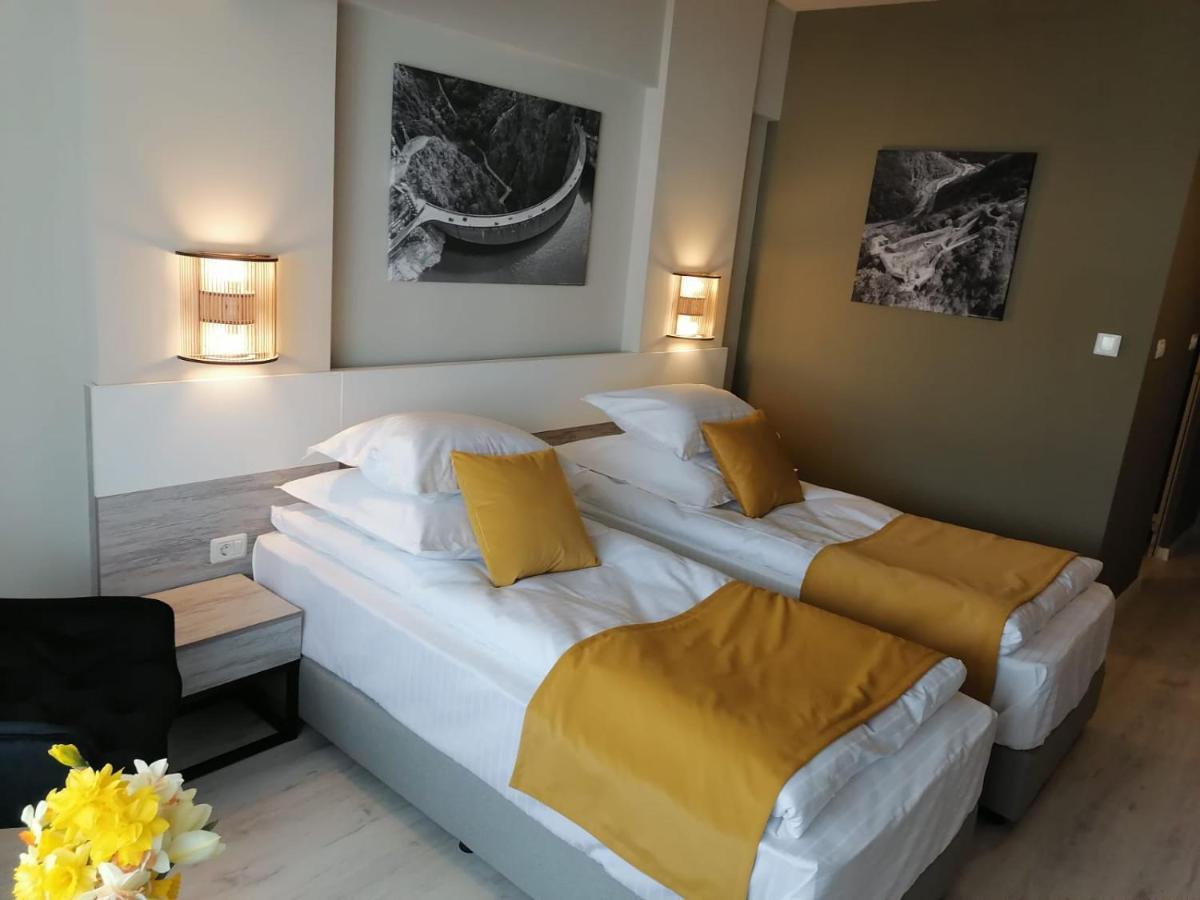 Hotel Posada Curtea de Argeş المظهر الخارجي الصورة